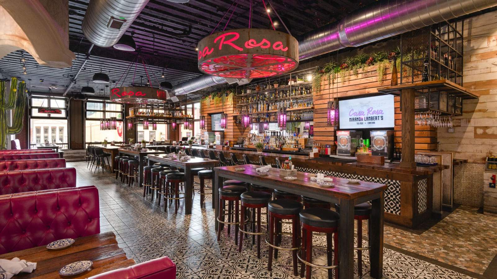 Miranda Lambert's Casa Rosa