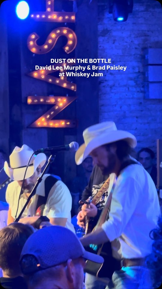 David Lee Murphy and Brad Paisley on stage at Whiskey Jam
